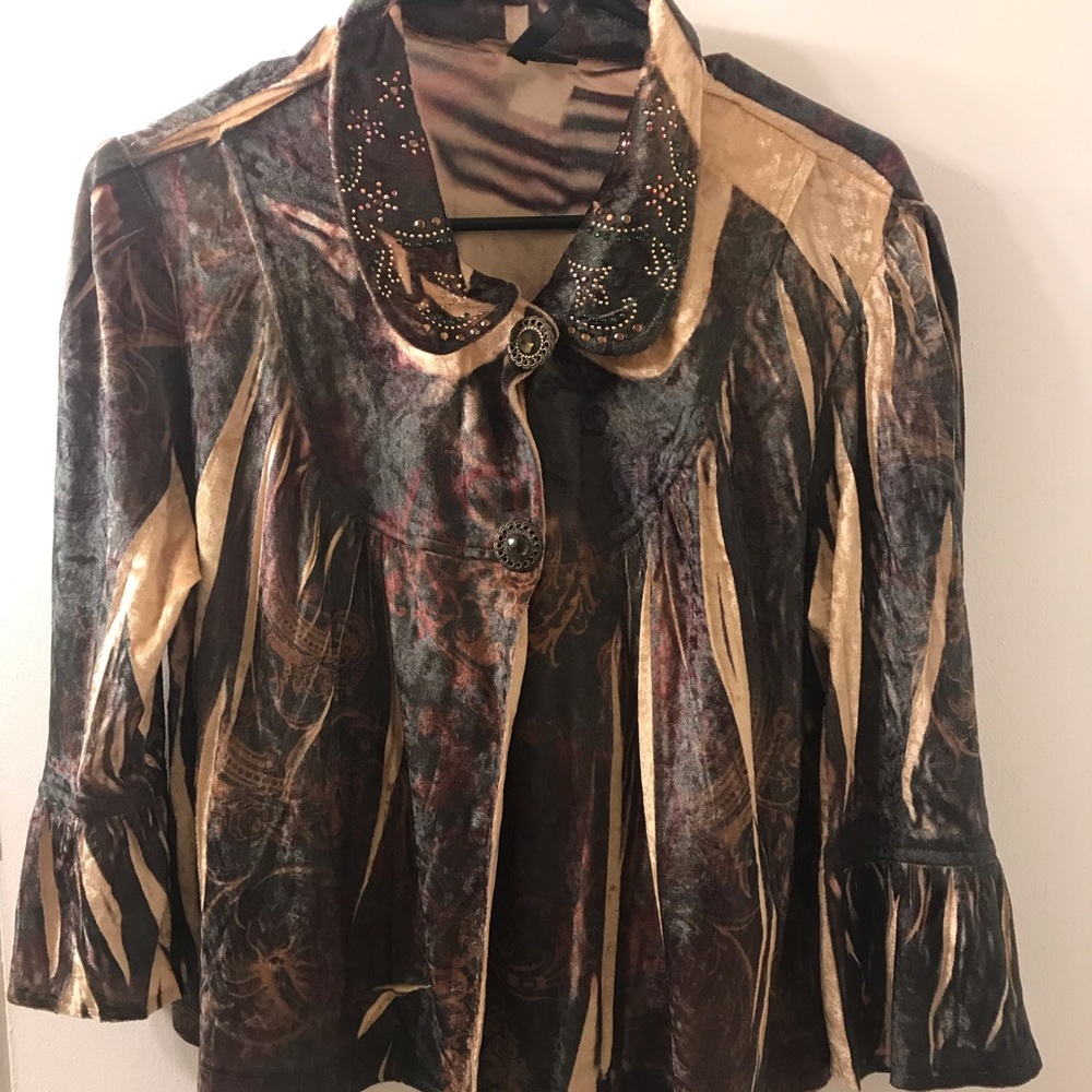 Brown and green velvet capelet